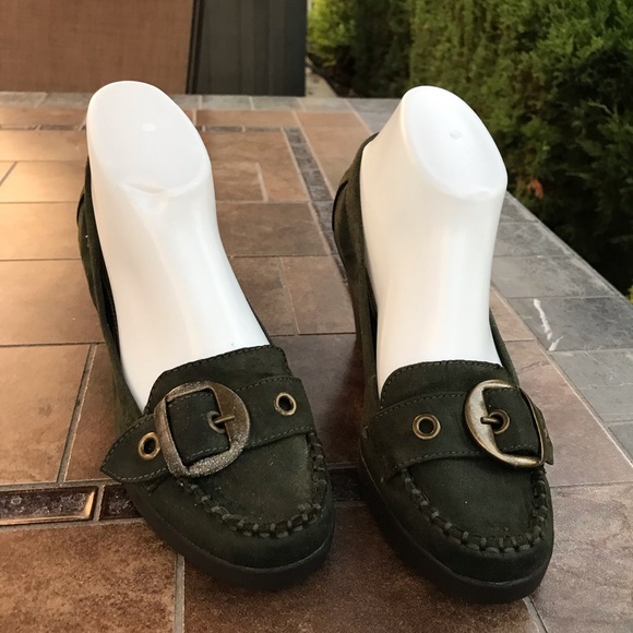 American Eagle Olive Green Wedge Shoes - Picture 1 of 8